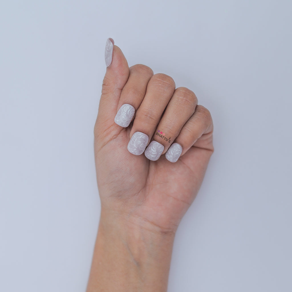Pearl Effect Press On Nails